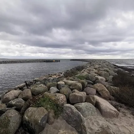 度假居 8 Person In Rodby-by Traum Rødby